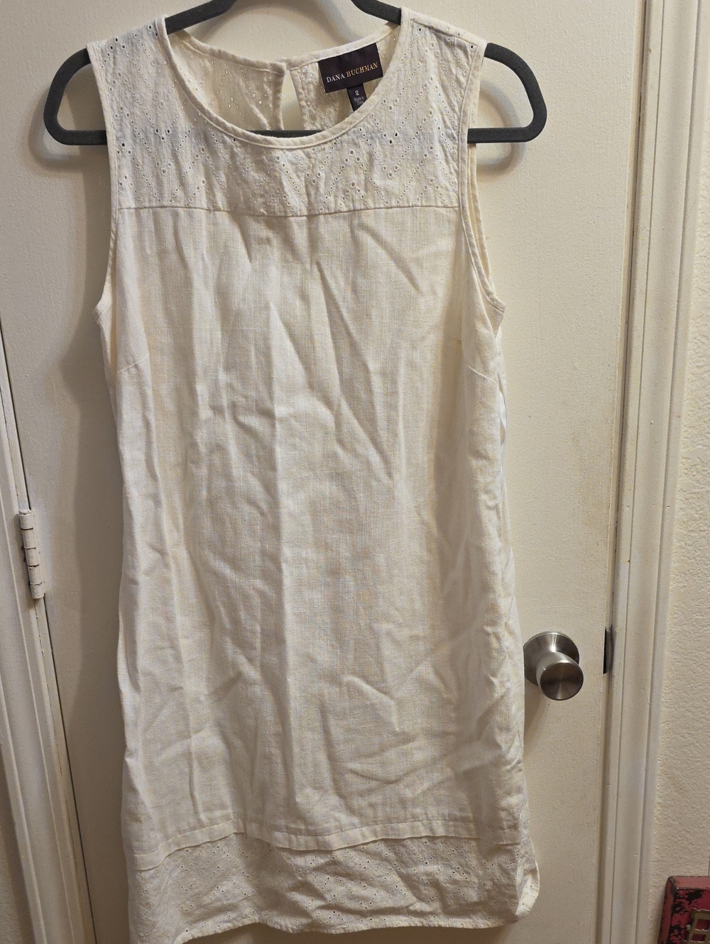 Dana Buchman White Eyelet Sleeveless Shift Dress
